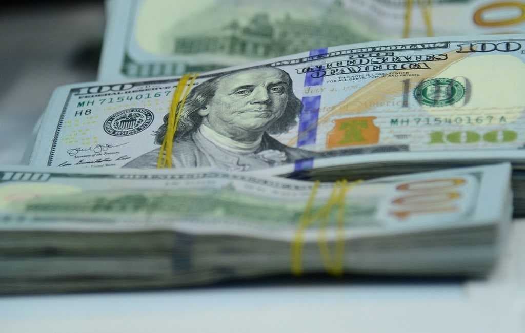 أسعار صرف الدولار في 6 محافظات