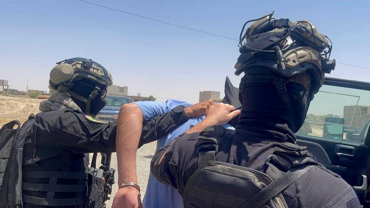 الإطاحة بشبكة ابتزاز إلكتروني يديرها "داعشي" من خارج العراق