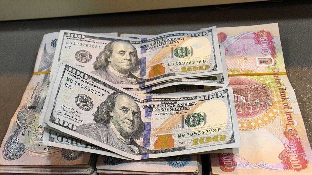 الدولار يعود للانخفاض مقابل الدينار في بغداد واربيل