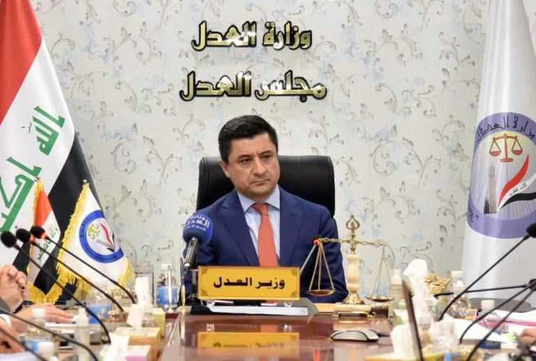 العدل توجه بوضع صناديق شكاوى داخل القاعات السجنية
