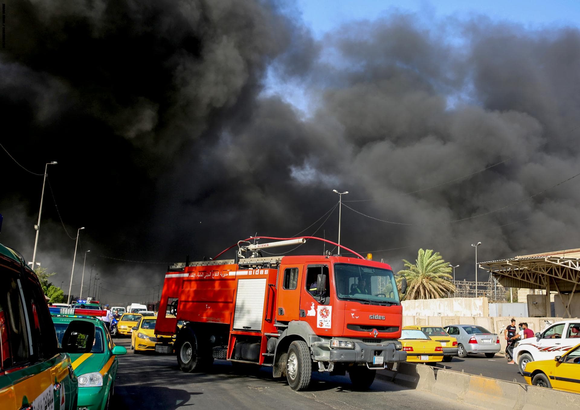 اندلاع حريق في محكمة استئناف الكرخ غرب بغداد