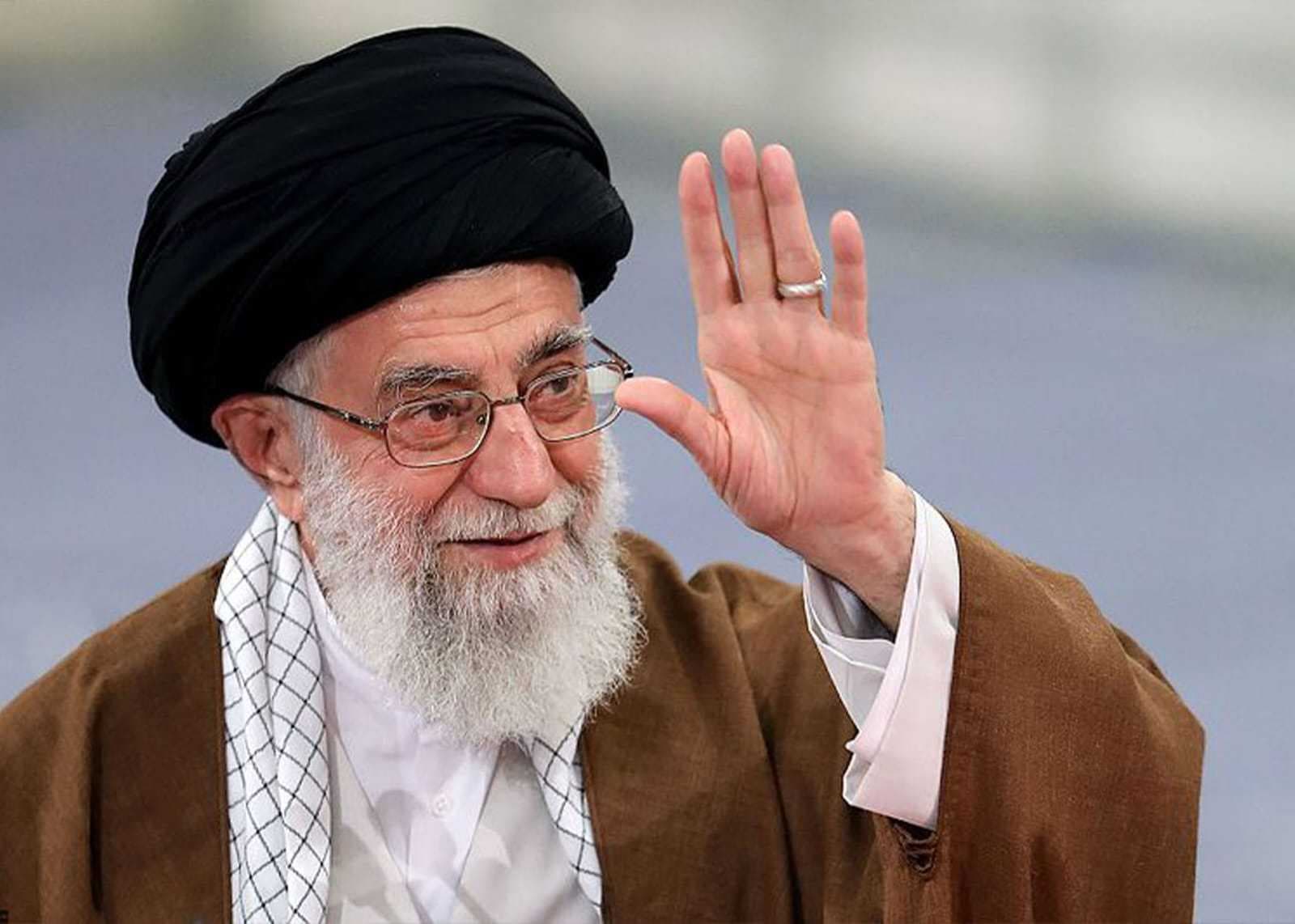 السيد الخامنئي عبر منصة "اكس": "لقد انتهى النظام الصهيوني"