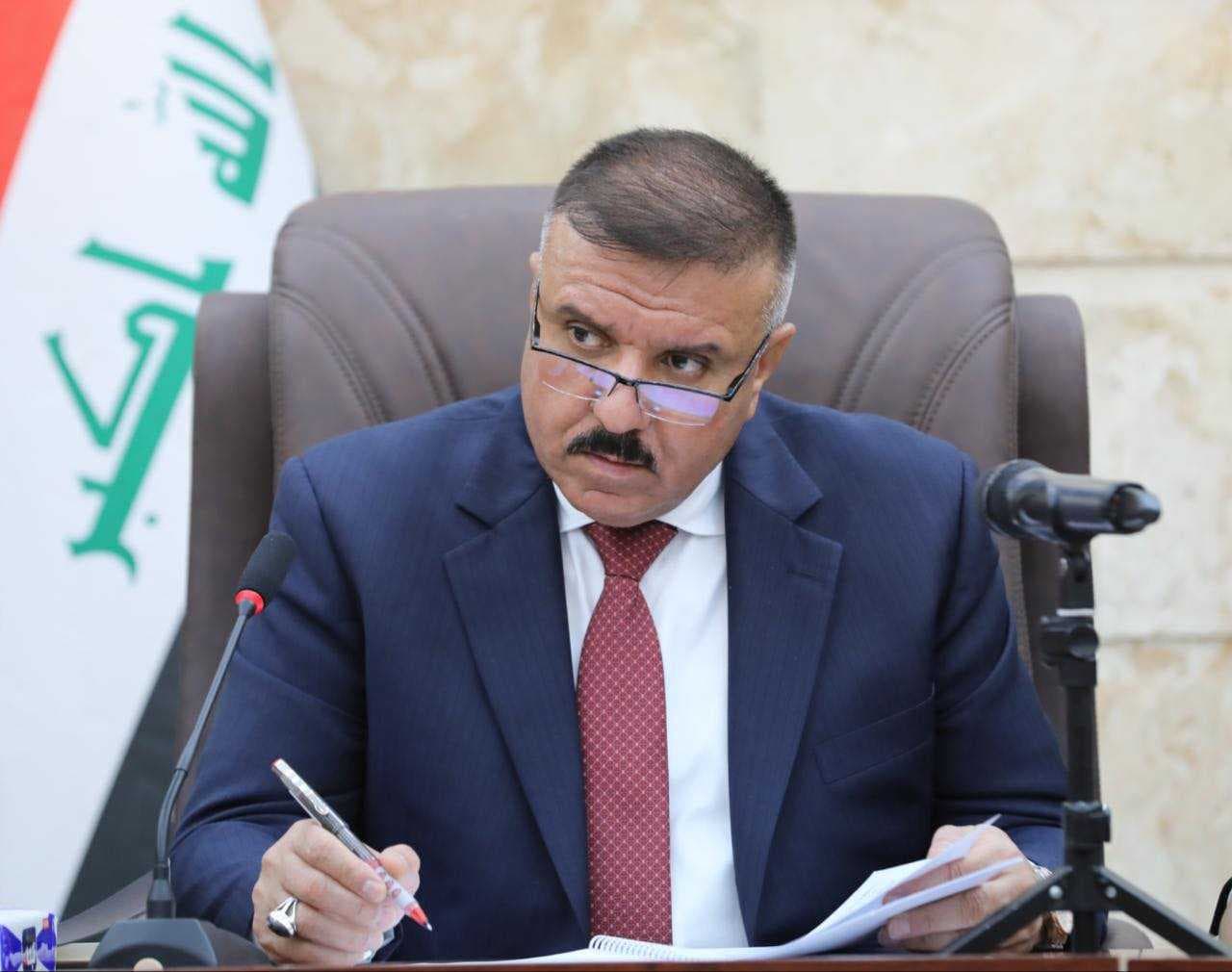 وزير الداخلية يوجه بمنح المشاركين في تأمين التعداد كتاب شكر وتقدير