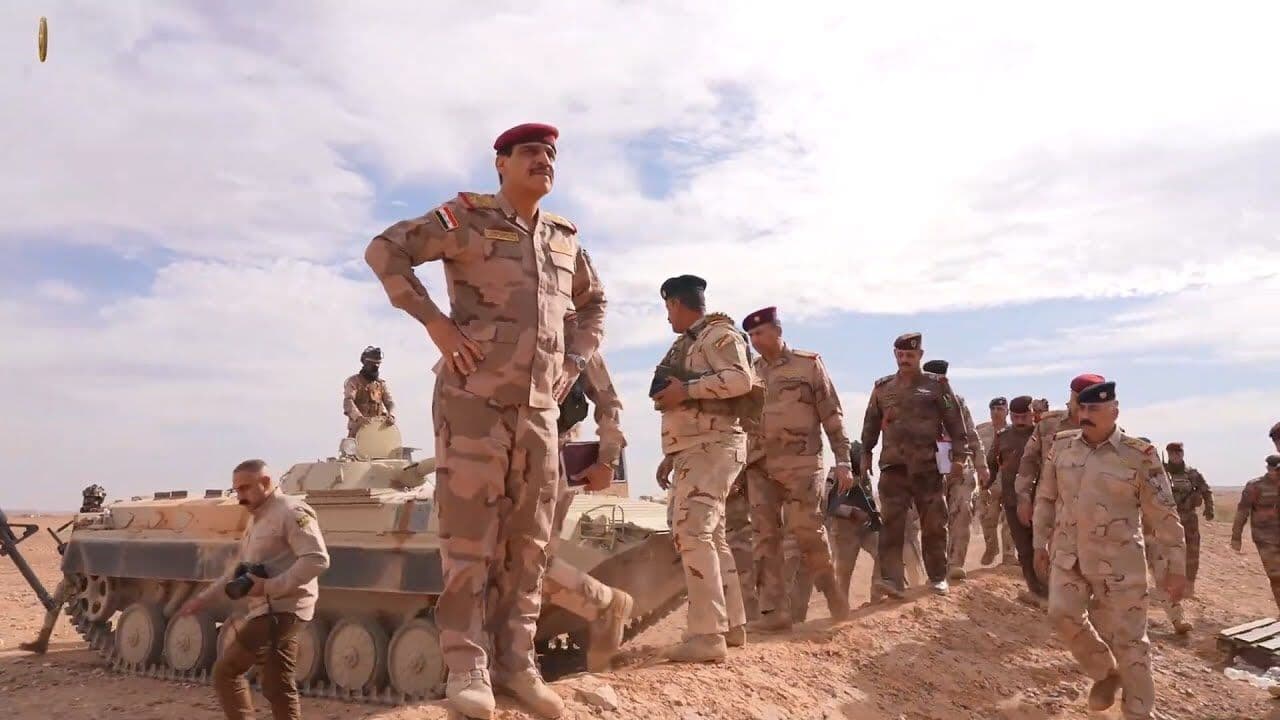 رئيس أركان الجيش يطلع على جاهزية القطعات بمنفذ الوليد الحدودي