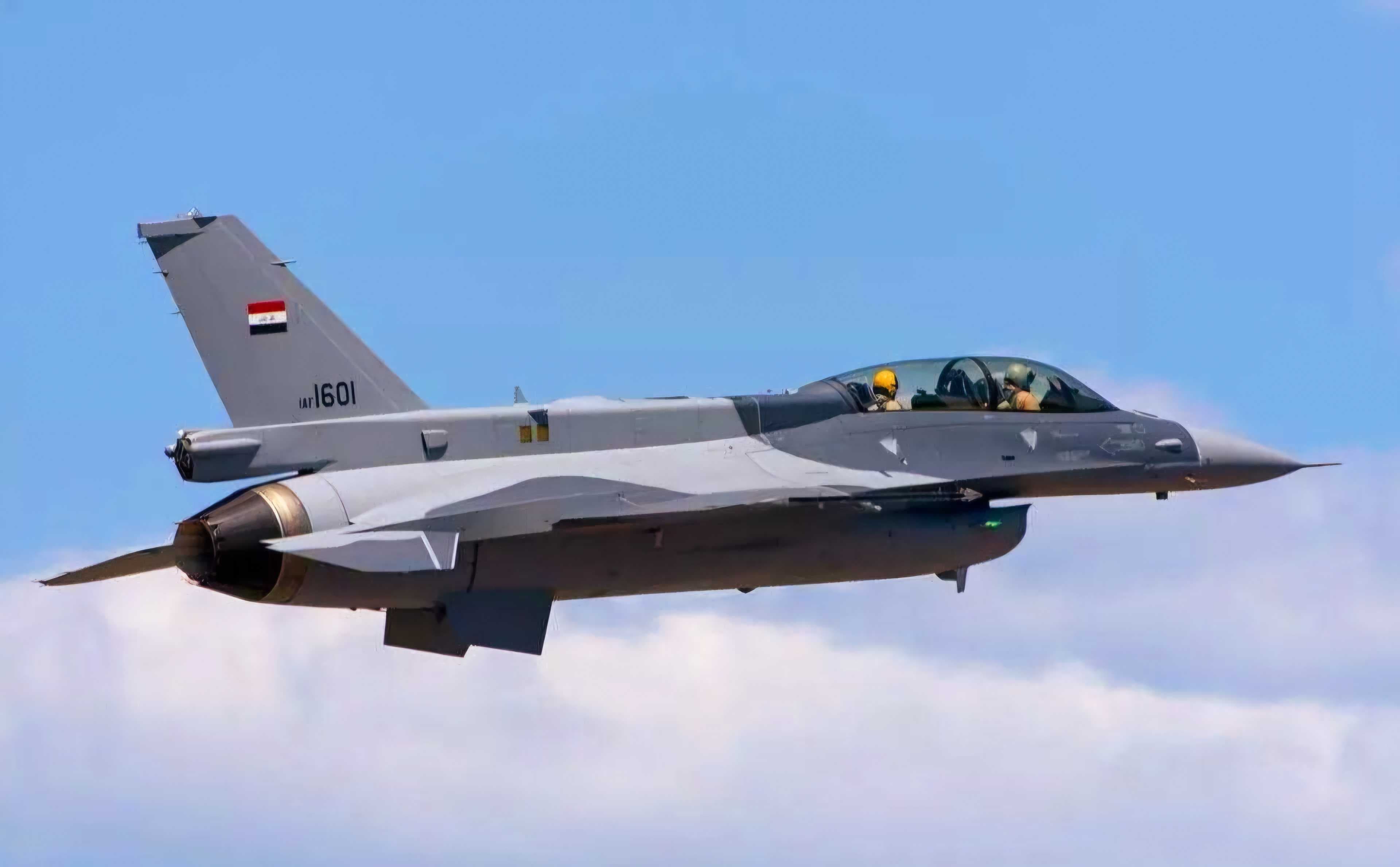 طائرات F-16 تنفذ ضربات جوية على مضافة لداعش في جبال حمرين
