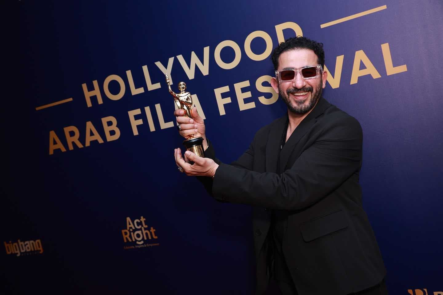 أحمد حلمي يتوّج مسيرته الفنيّة بتكريم مستحقّ في أميركا