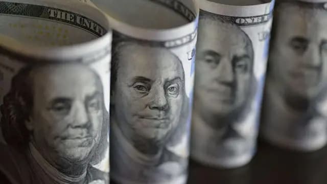 انخفاض جديد للدولار في بغداد واربيل ببداية الاسبوع