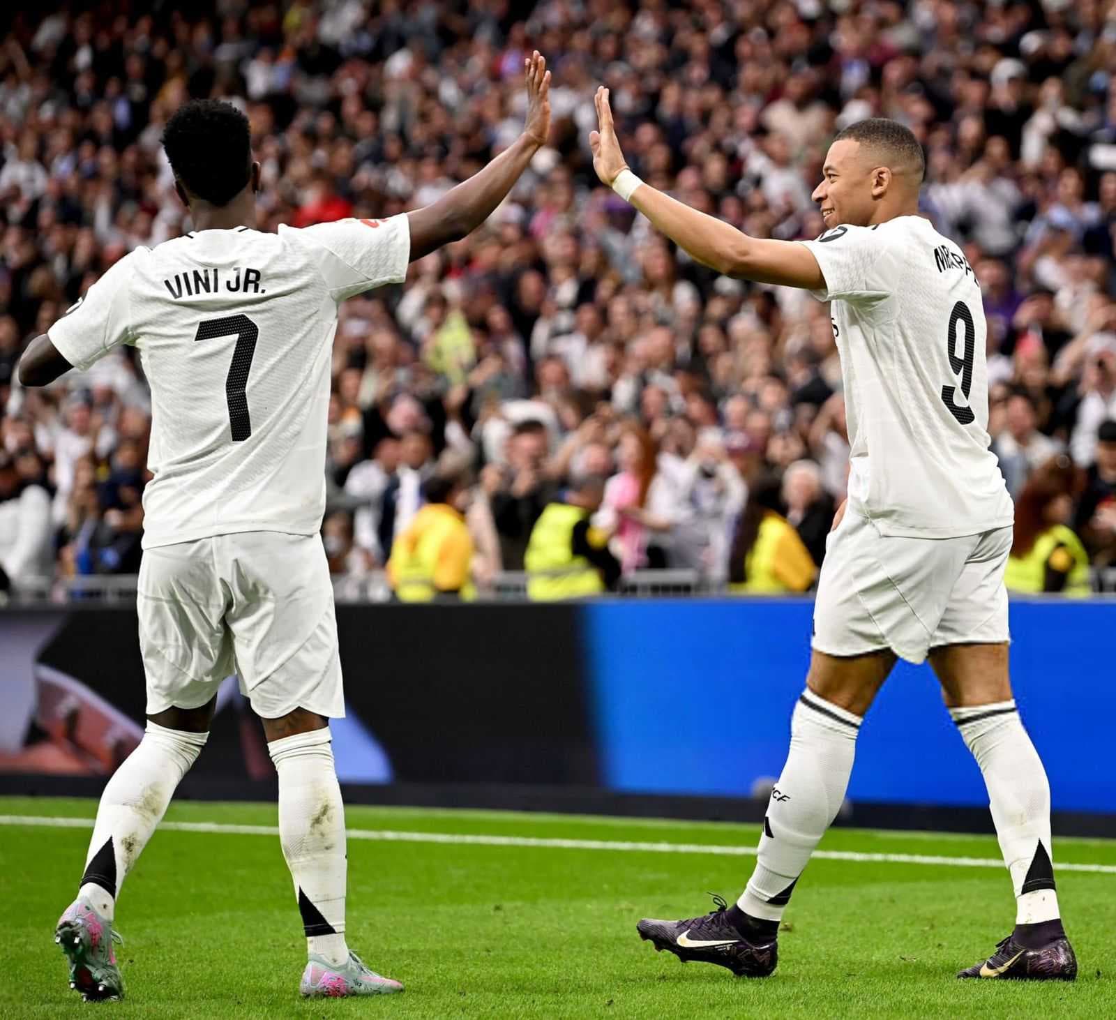 ريال مدريد يهزم العنيد سيلتا فيغو ويواصل مطاردة المتصدر برشلونة