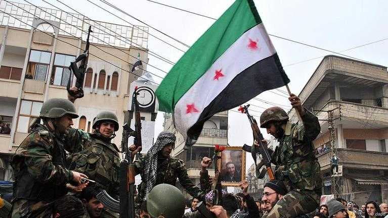 بضوء أخضر من واشنطن.. سوريا تضيف آلاف المقاتلين الأجانب في جيشها