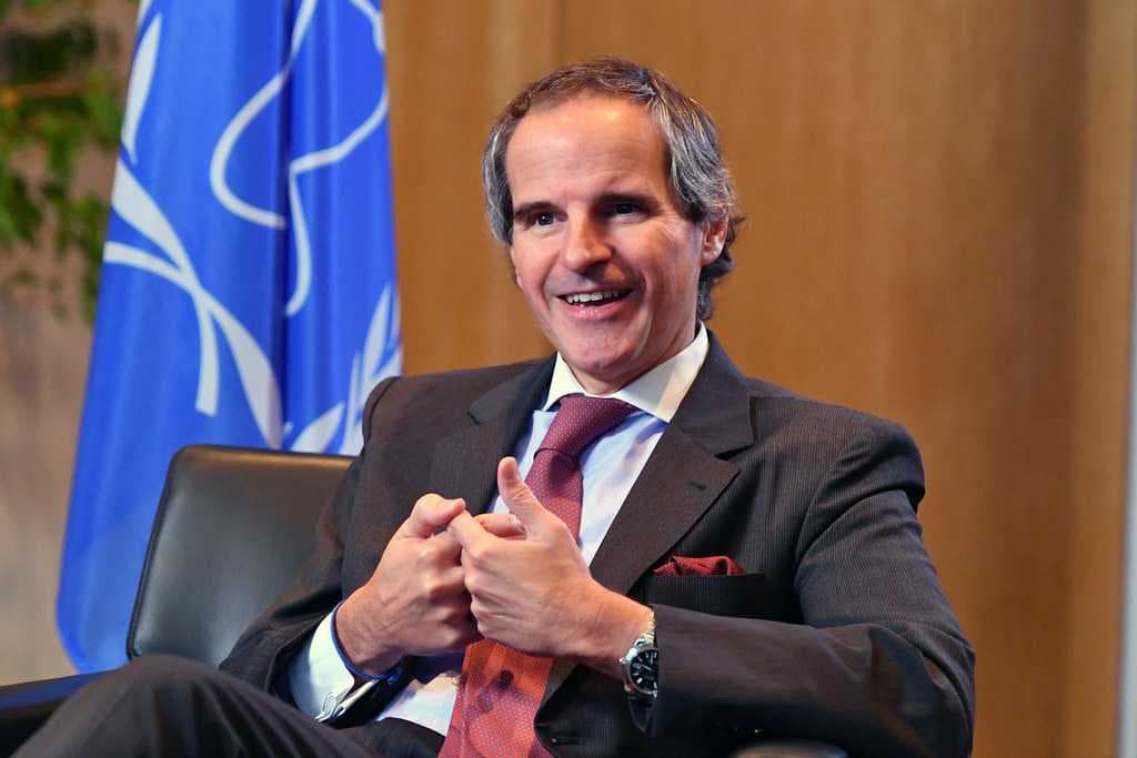 مدير الوكالة الدولية للطاقة الذرية يحذر من خطورة الهجوم على المنشآت الإيرانية النووية
