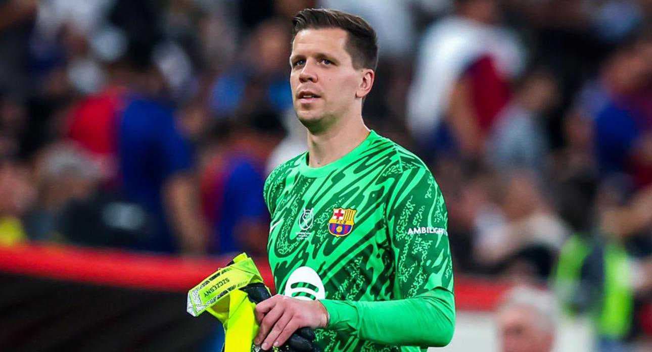 ‎برشلونة يمدد عقد حارسه البولندي تشيزني لموسمين