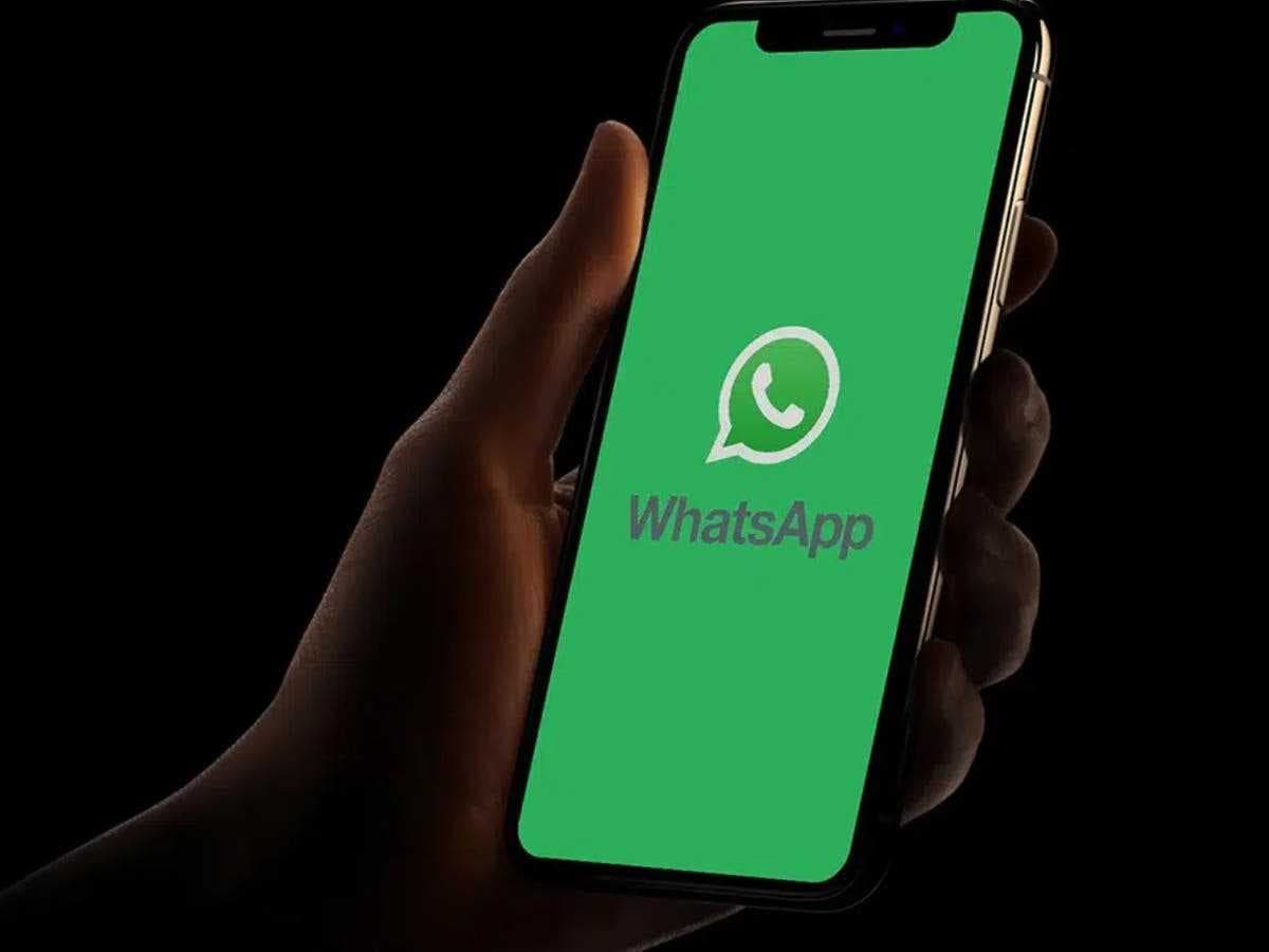 واتساب تحذر مستخدمي أبل من ثغرتين خطيرتين: حدثوا التطبيق فوراً