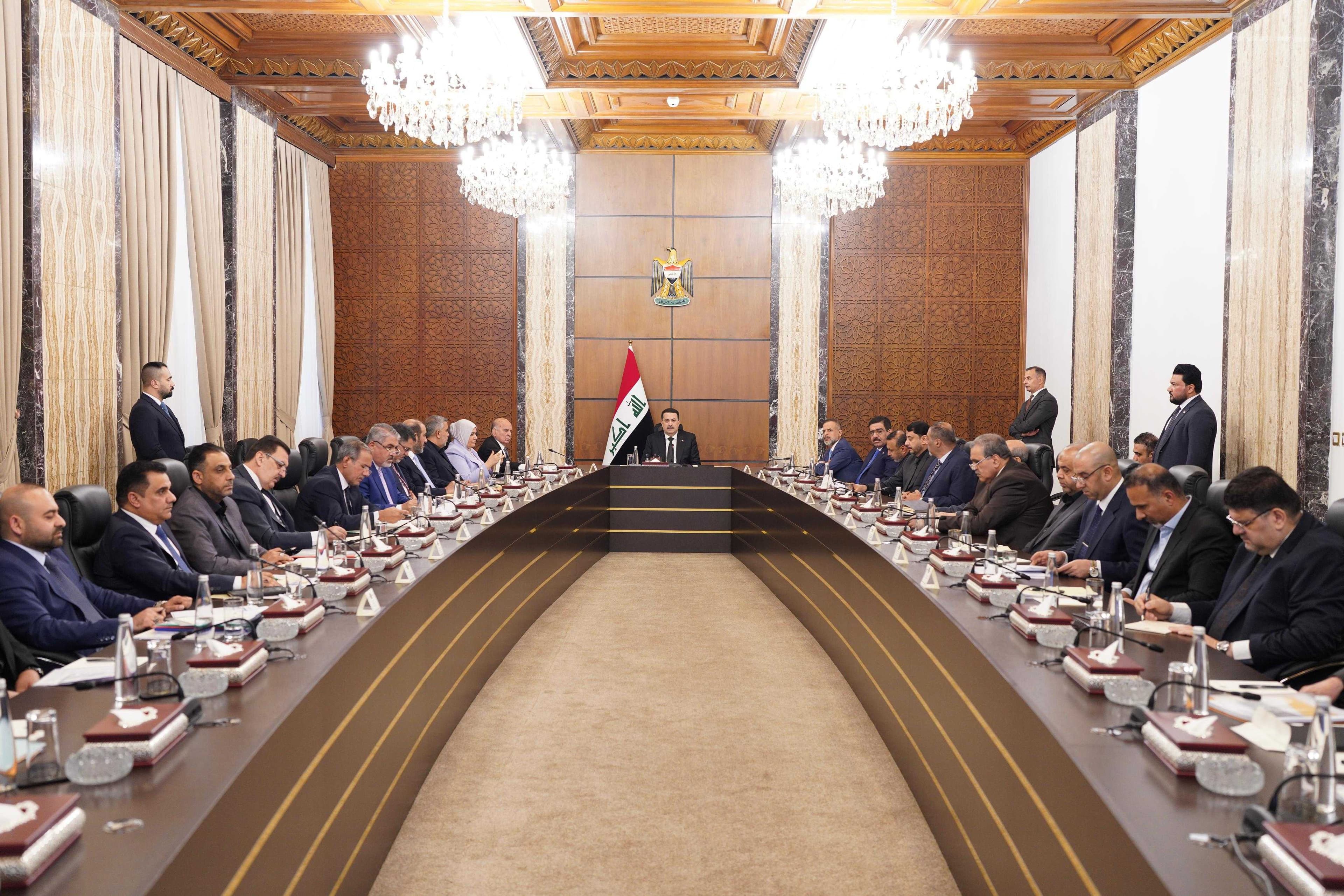 فتح استيراد الطماطم والبصل اعتباراً من 15 تشرين الأول