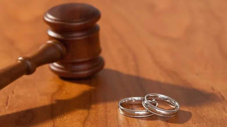 أكثر من 30 ألف حالة زواج و6 آلاف طلاق في العراق خلال أيلول الماضي