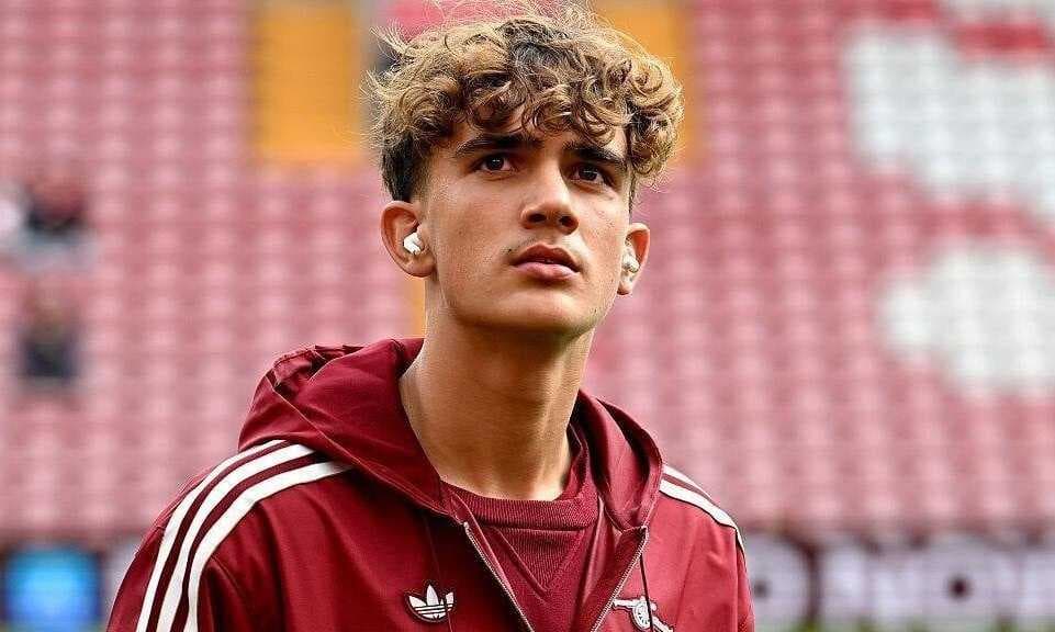 أرتيتا يصنع التاريخ في كأس الرابطة الإنكليزية بإشراك لاعب عمره 15 عاما