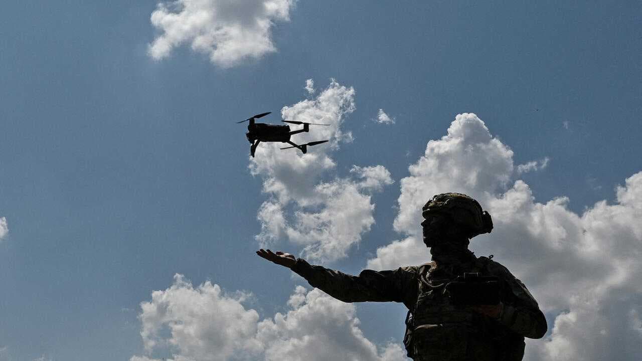 القوات الأوكرانية تسقط 106 مسيرة روسية