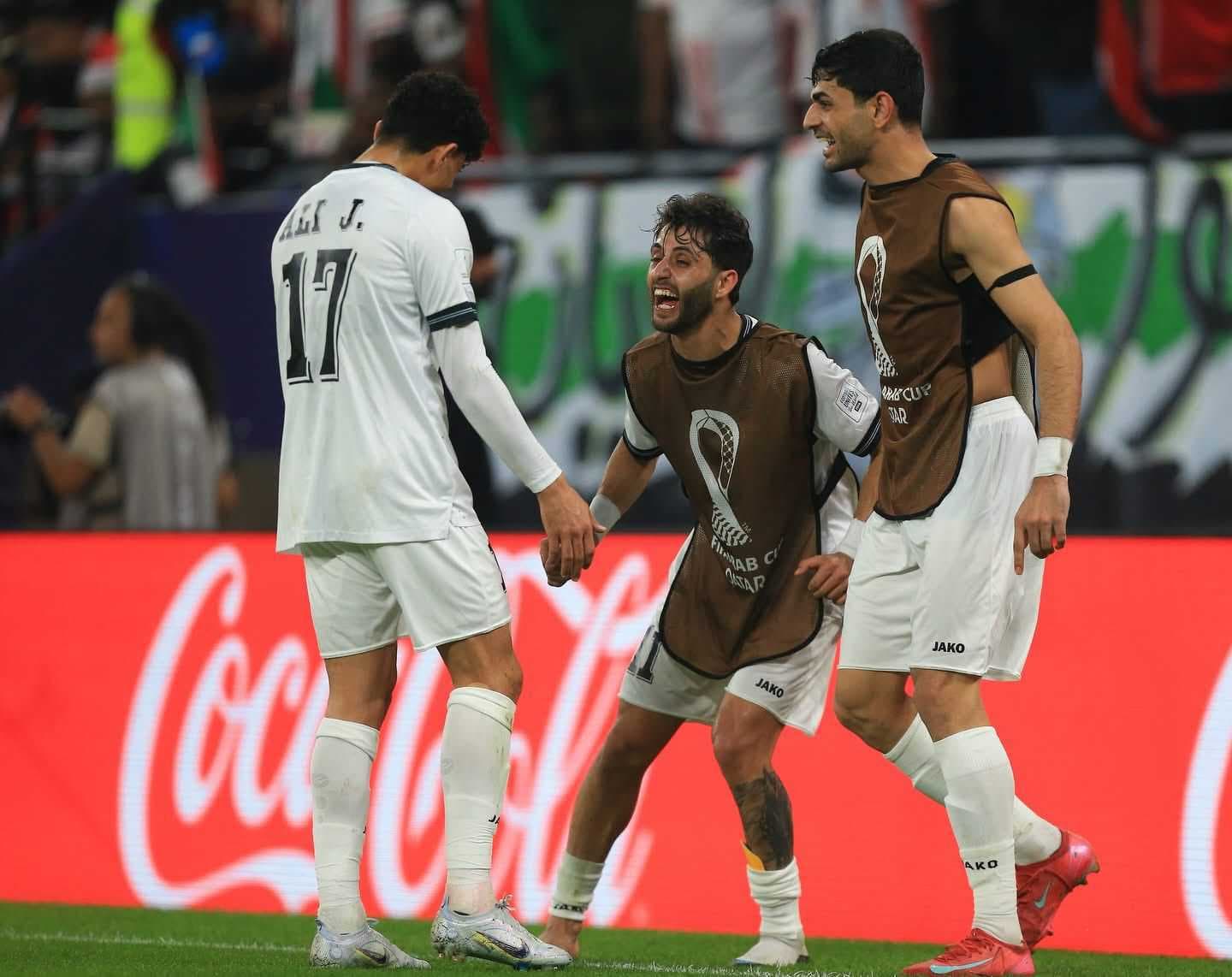 انطلاق مباراة منتخبنا الوطني ونظيره الجزائري في كأس العرب