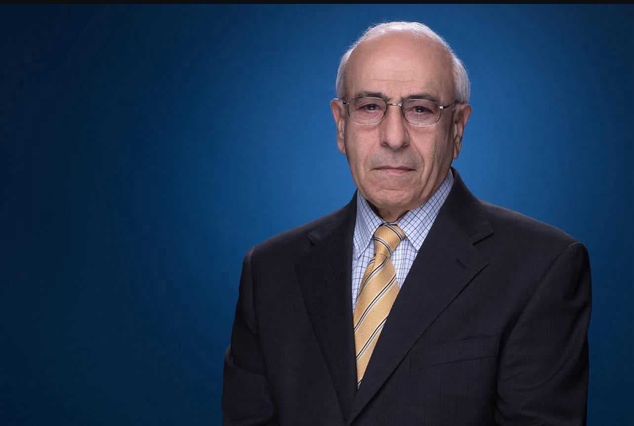 وفاة الإعلامي الأردني جميل عازر أحد رواد قناة الجزيرة عن 89 عاما