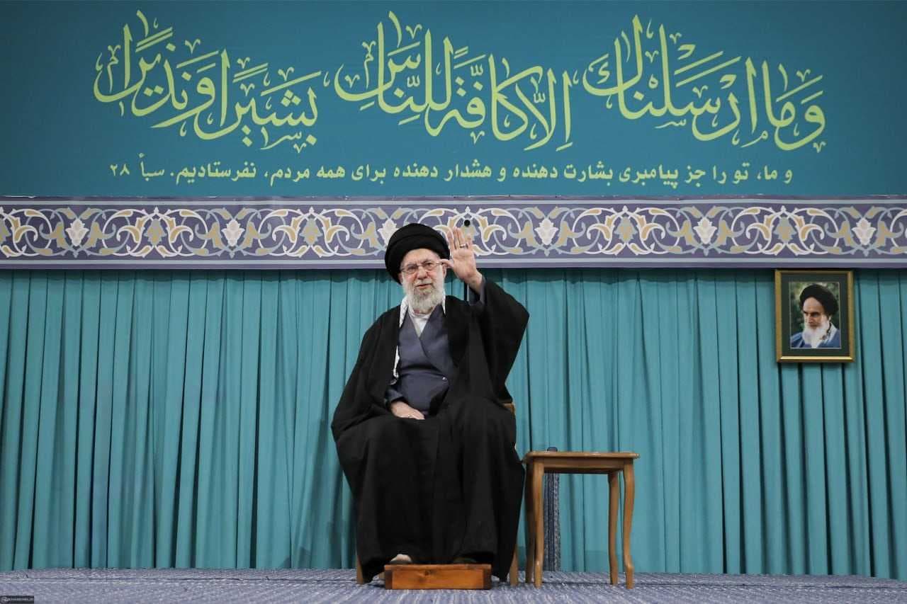خامنئي: لا نقود إيران إلى حرب ولكن لن نتهاون مع المجرمين في الداخل