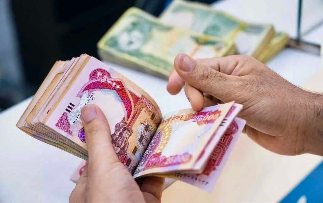 المالية: إطلاق تمويلات رواتب الموظفين لشهر كانون الثاني الحالي