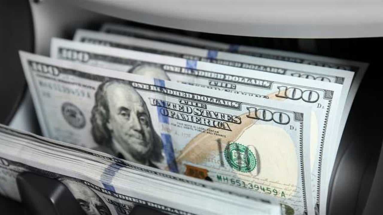 ارتفاع جديد في أسعار الدولار.. الورقة تلامس الـ150ألف