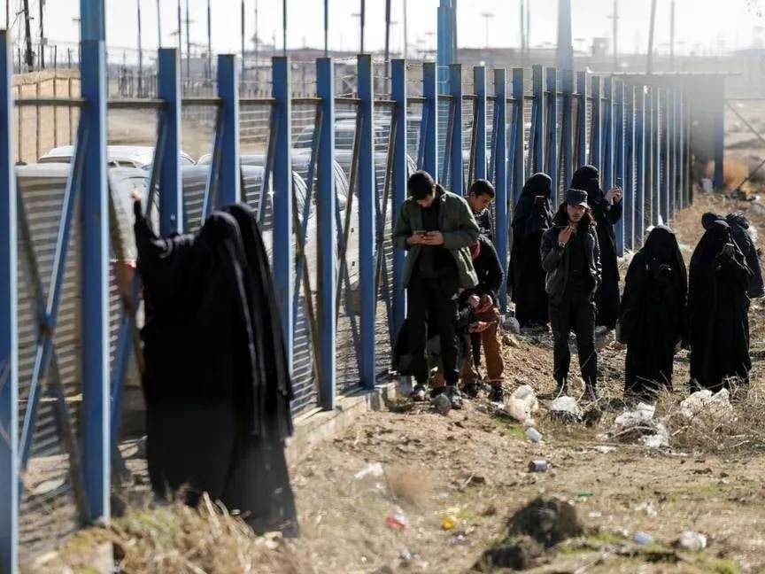 رويترز: تباطؤ نقل ارهابيي داعش من سوريا إلى العراق