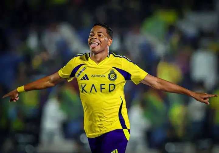 النصر يوافق على إعارة ويسلي تيكسيرا إلى ريال سوسيداد
