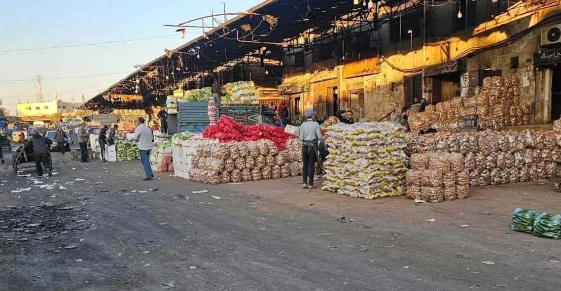 الزراعة تعلن حظر دخول 16 محصولاً إلى البلاد