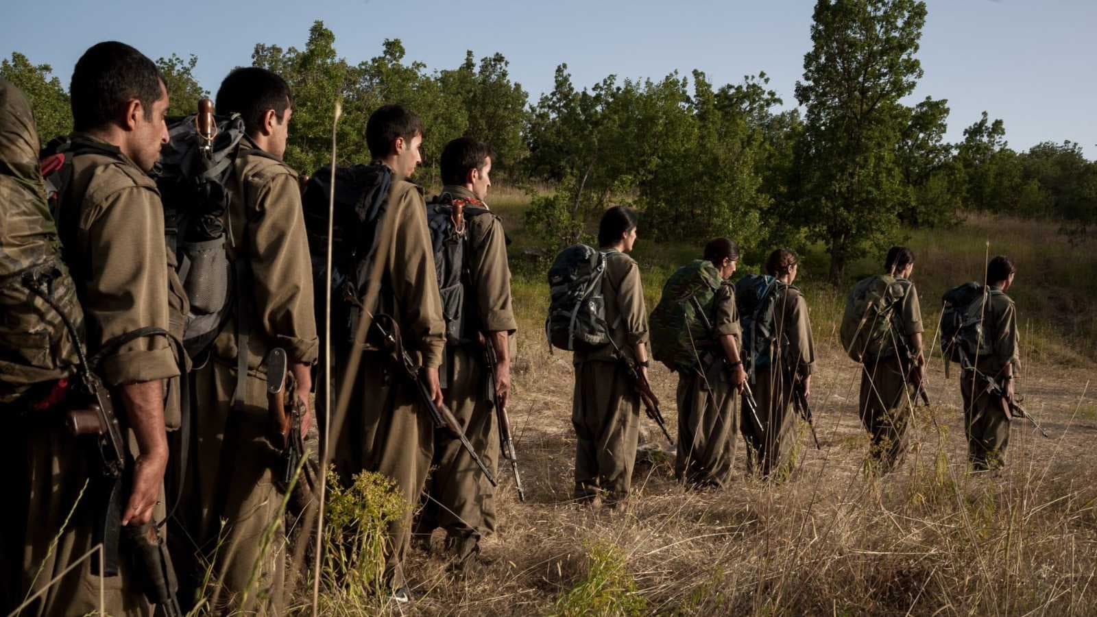 قادة بارزين في حزب العمال الكردستاني يغادرون مناطق قسد نحو شمال غرب العراق