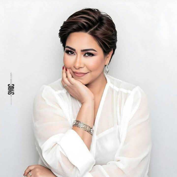 حكم نهائي يُلزم شيرين عبد الوهاب بتعويضات مالية كبيرة للمنتج محمد الشاعر