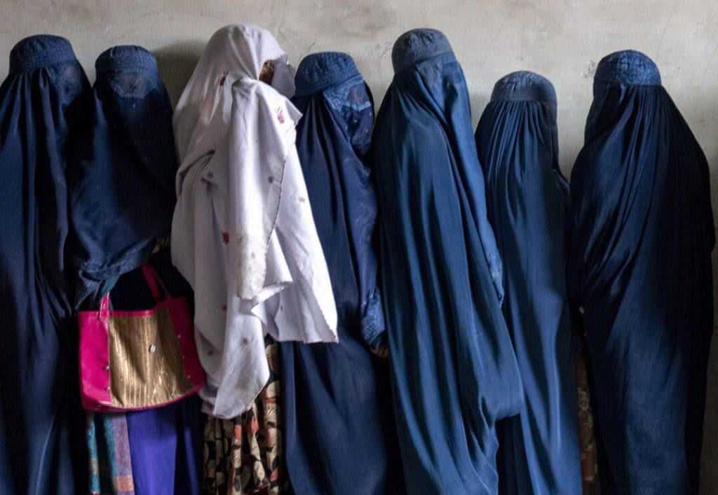 طالبان تقر قانون ضرب الزوجات والأطفال شريطة ألا يتسبب في كسر أو جروح