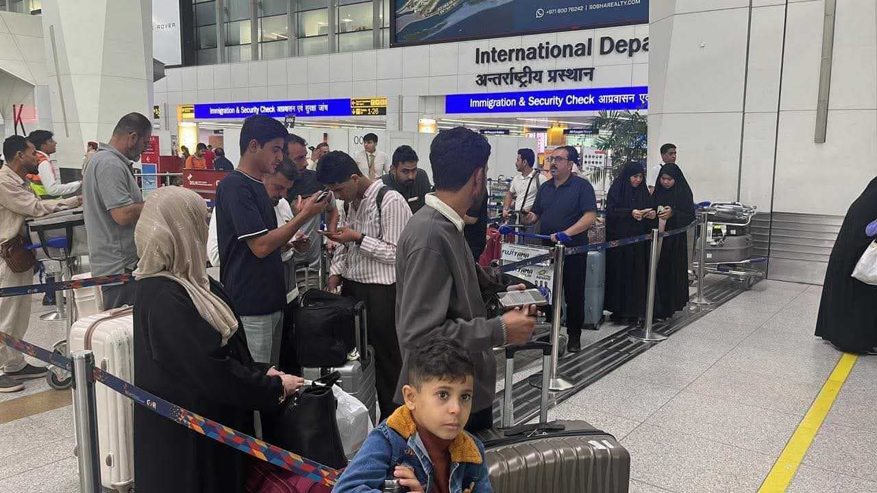 الخطوط الجوية تختتم جسر الإجلاء الجوي بإنجاز رحلتها الثامنة لإعادة العراقيين العالقين