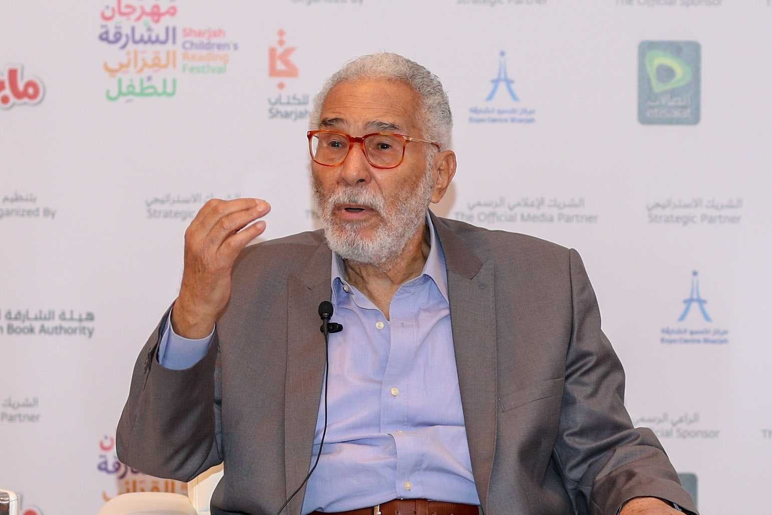 نجل عبد الرحمن أبو زهرة: حالة والدي غير مطمئنة وأطالب محبيه بالدعاء