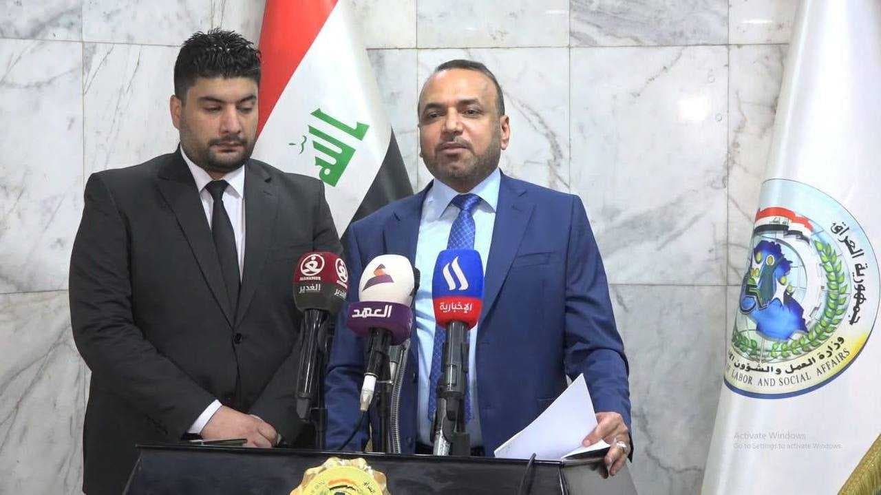وزارة العمل تنفي إيقاف الحصة التموينية عن مستفيدي الرعاية