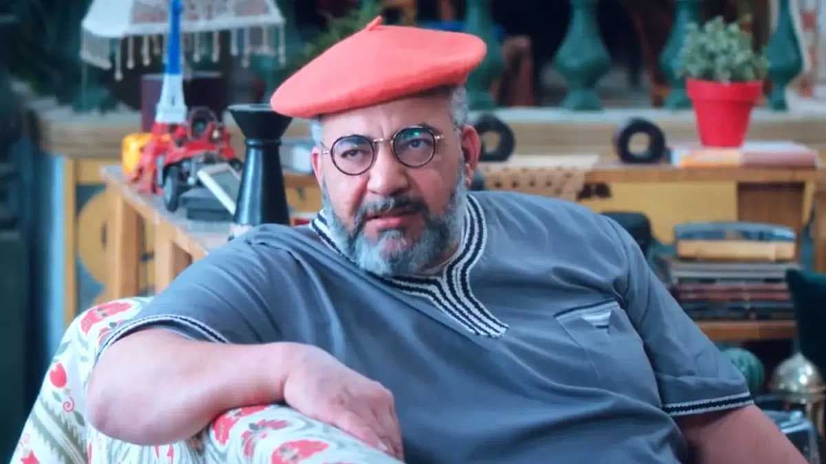 بيومي فؤاد معلّم شرير في "بحر"