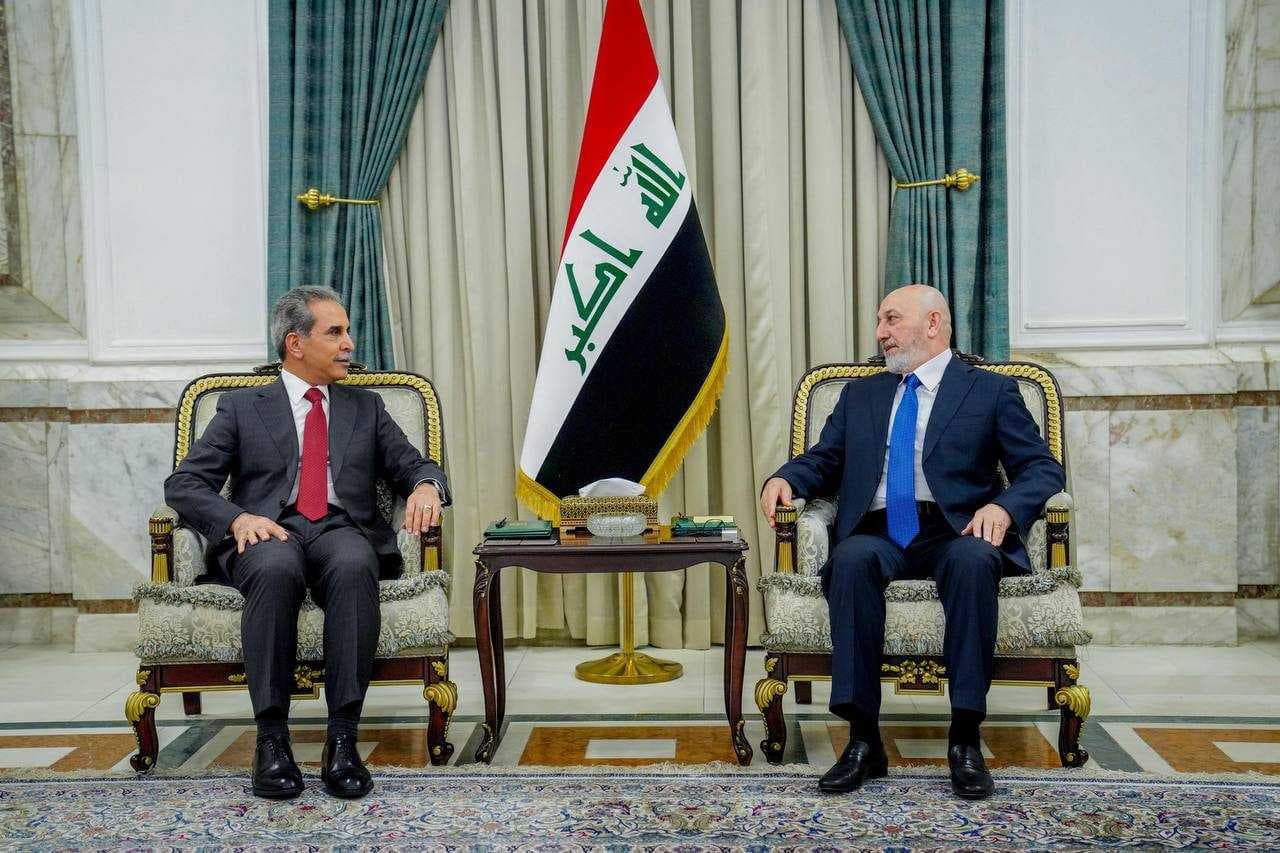 رئيس مجلس القضاء الأعلى يزور رئيس الجمهورية
