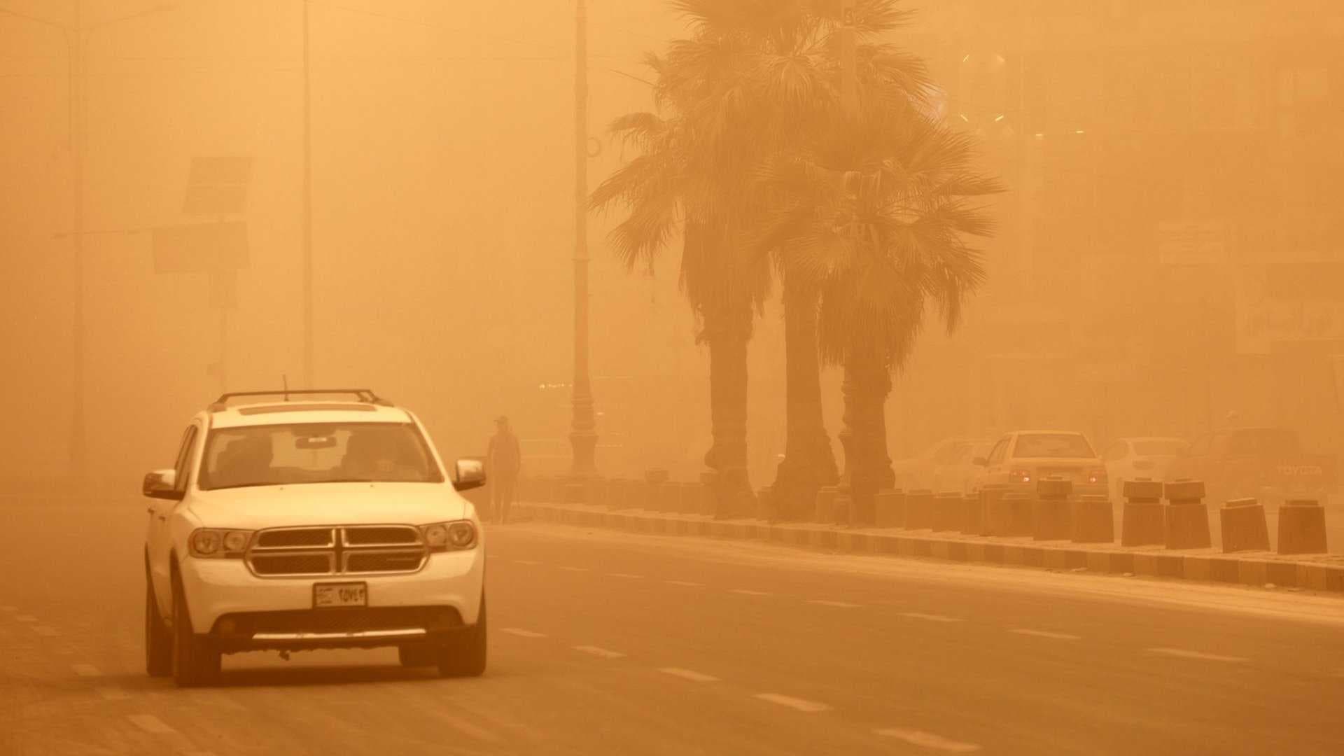 الأنواء الجوية: أمطار متباينة وتصاعد للغبار في اغلب مناطق البلاد