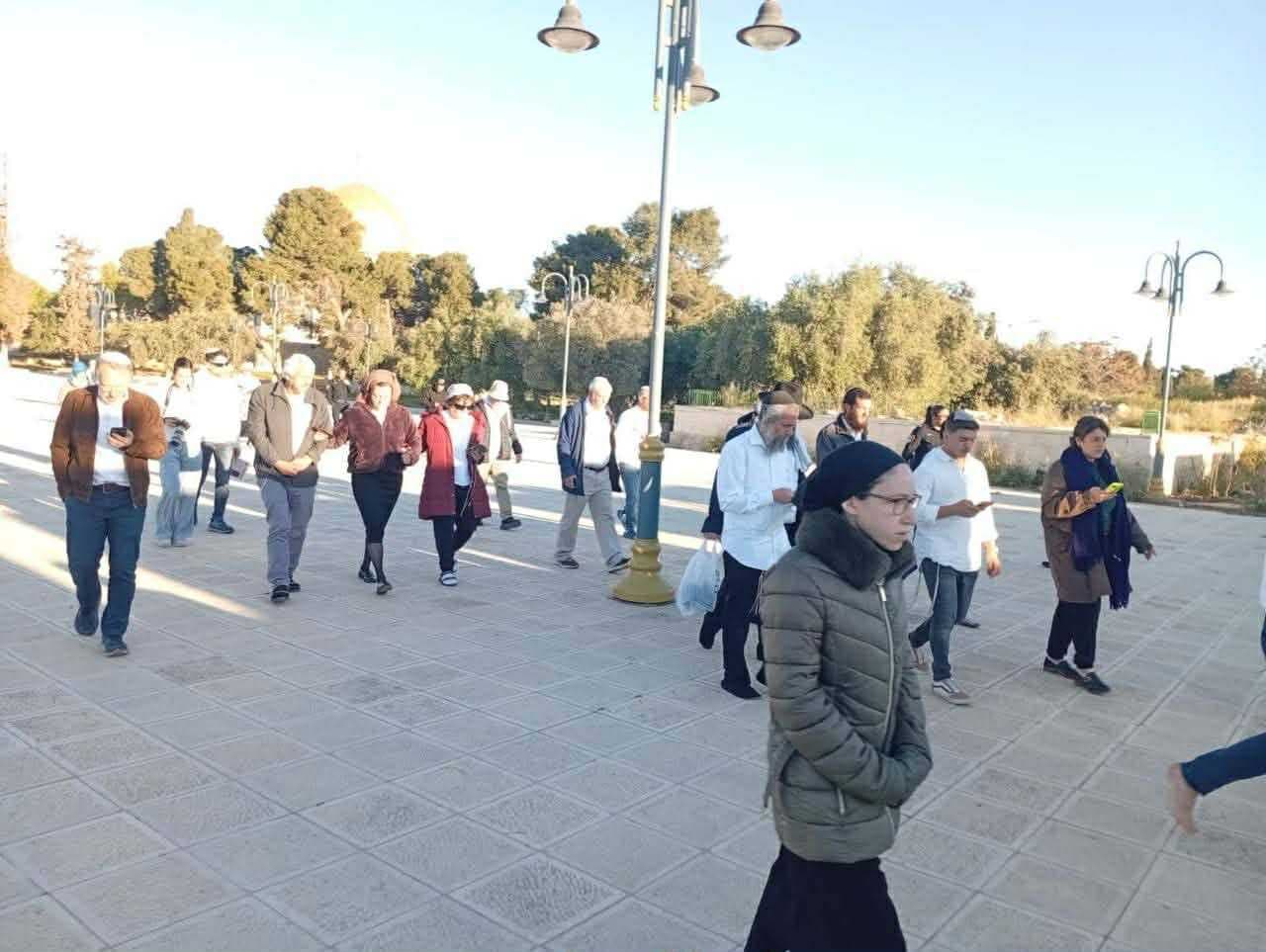 حماس: اقتحامات المستوطنين للأقصى تصعيد في الحرب الدينية
