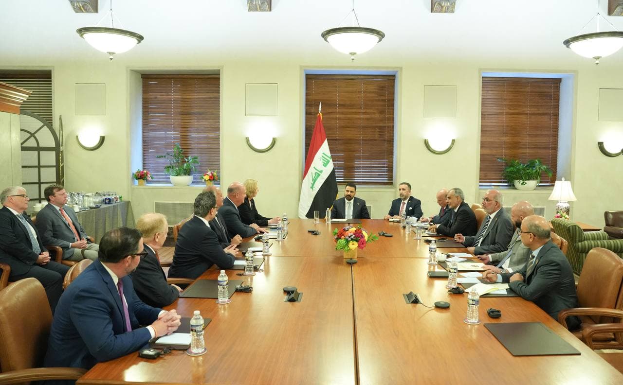 الزيدي يبحث مع شركة إكسيليريت إنرجي إطلاق مشروع المنصة العائمة للغاز في خور الزبير