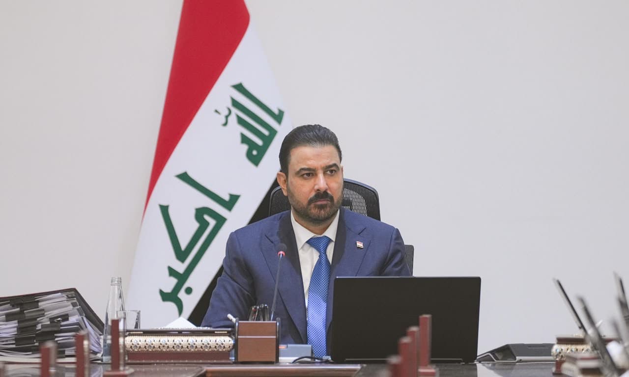 رئيس الوزراء يهيب بالمواطنين كافة الإخبار عن الأصول والأموال العامة المتحصلة من جرائم الفساد
