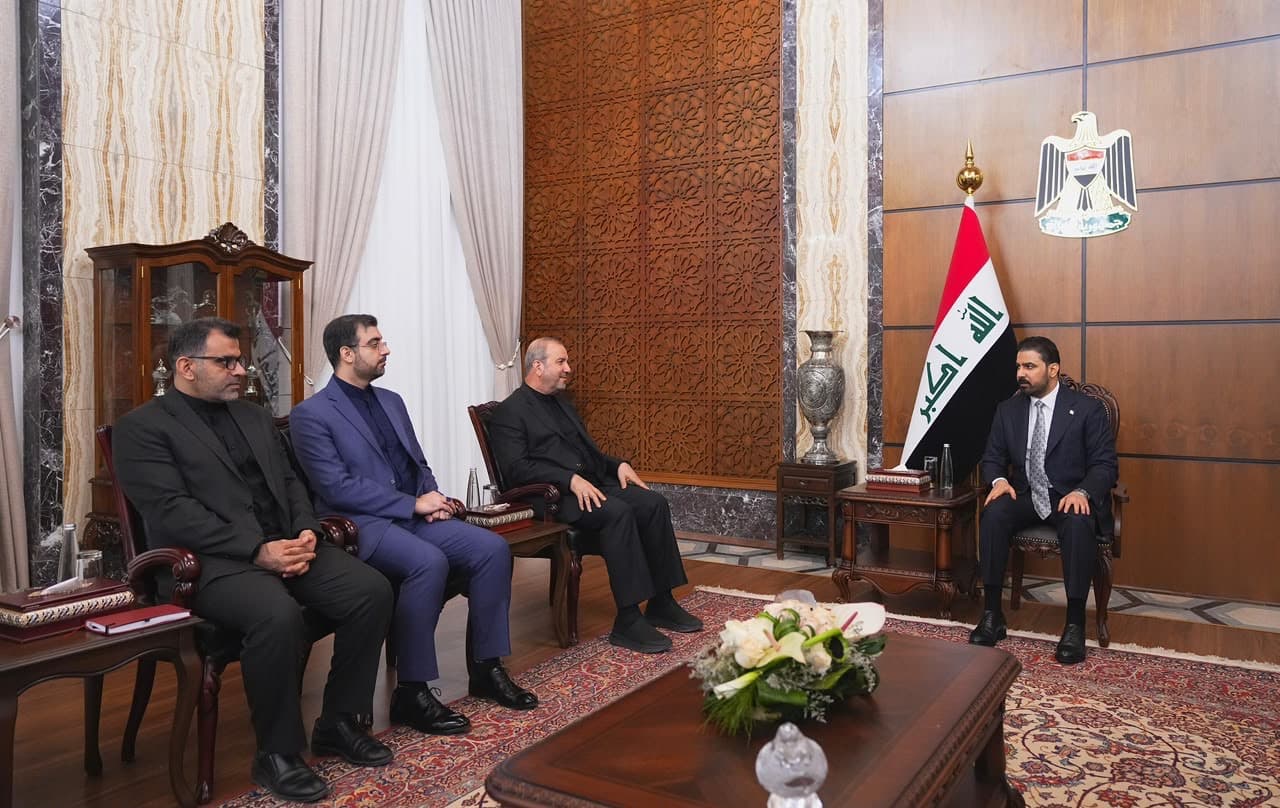 الزيدي يستقبل السفير الباكستاني ويشيد بوساطة بلاده في التهدئة وإيقاف الحرب