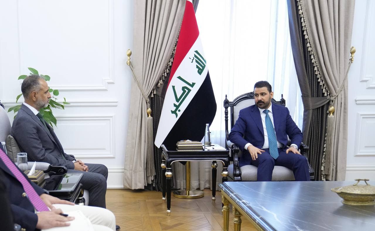 رئيس مجلس الوزراء علي  الزيدي يستقبل سفير بريطانيا  لدى العراق لبحث العلاقات الثنائية بين البلدين