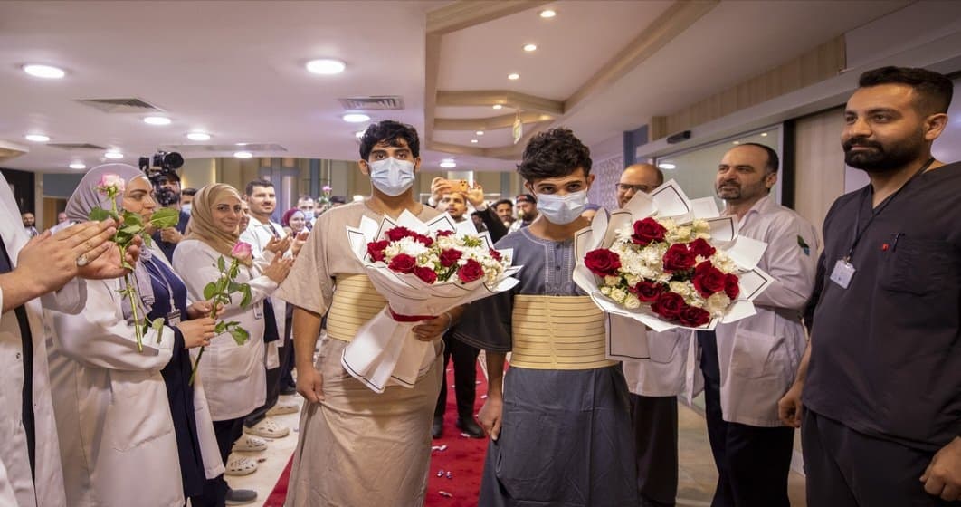 نجاح أول عمليتين لزراعة الكبد بالتزامن في العراق داخل مستشفى الإمام زين العابدين في كربلاء