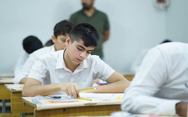 وزير التربية: أسئلة الثالث المتوسط منسجمة مع المستويات العلمية للطلبة