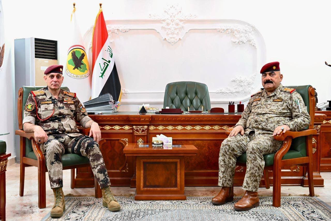 رئيس جهاز مكافحة الإرهاب يبحث مع معاوني رئيس أركان الجيش تعزيز الجاهزية العملياتية والتنسيق الأمني