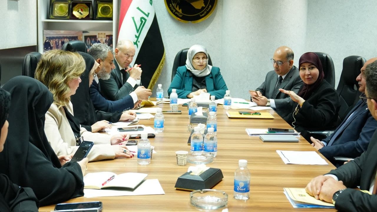 التربية تحسم ملف الكتب المدرسية.. طباعة الصفوف الأولية مكتملة