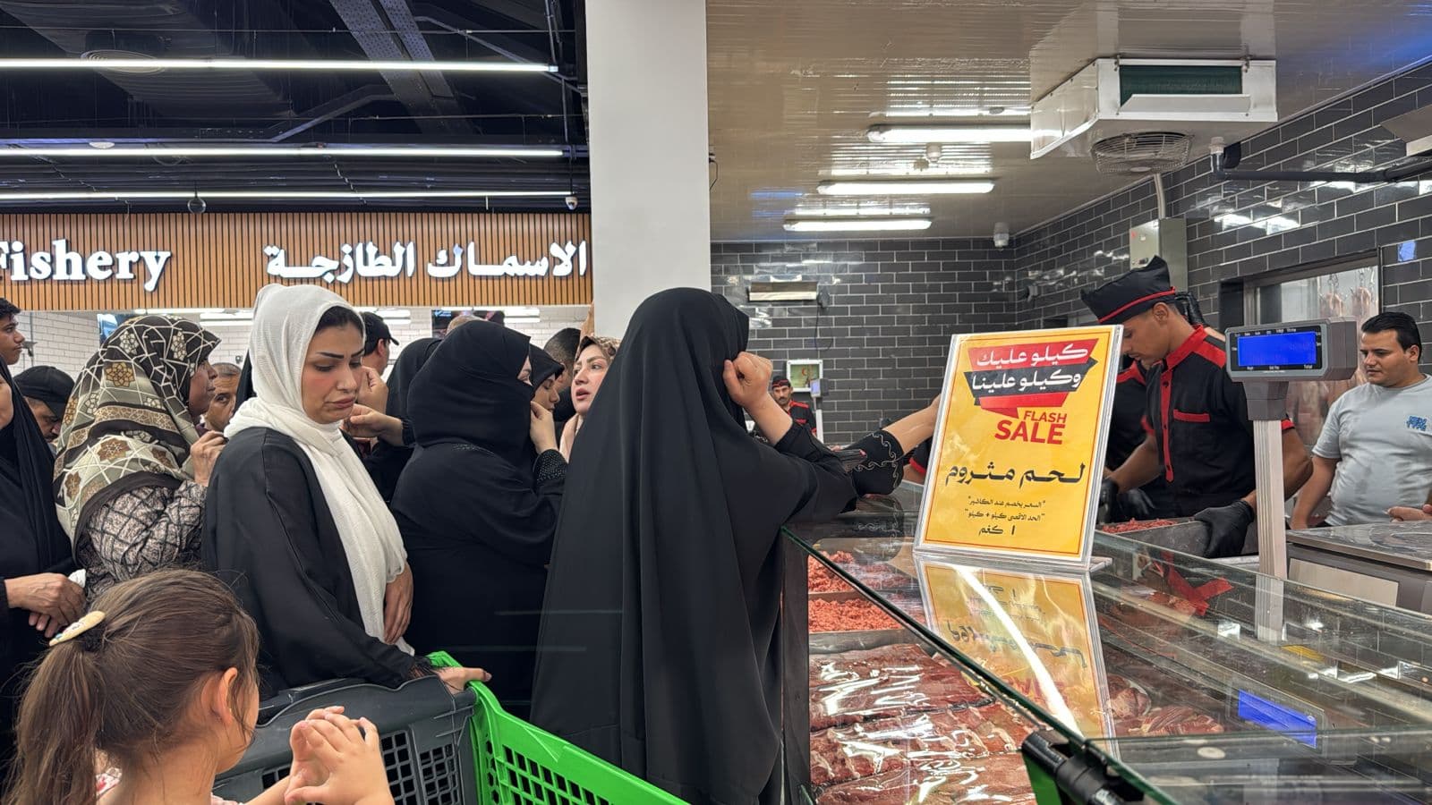 بأسعار مدعومة.. التجارة تطلق مشروع العربات المتنقلة للمواد الغذائية في أحياء العاصمة