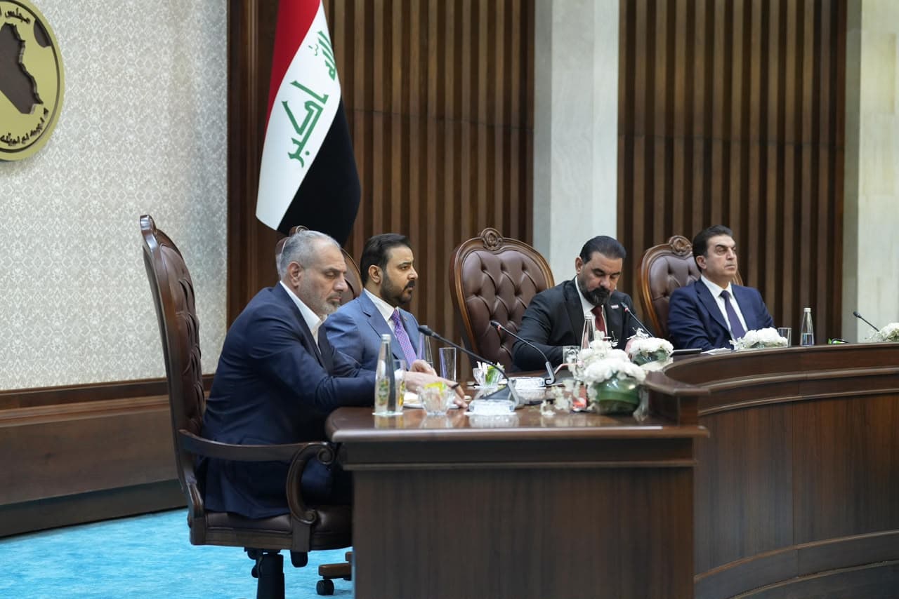 الزيدي تحت قبة البرلمان.. جانب مصوّر من جلسة اليوم
