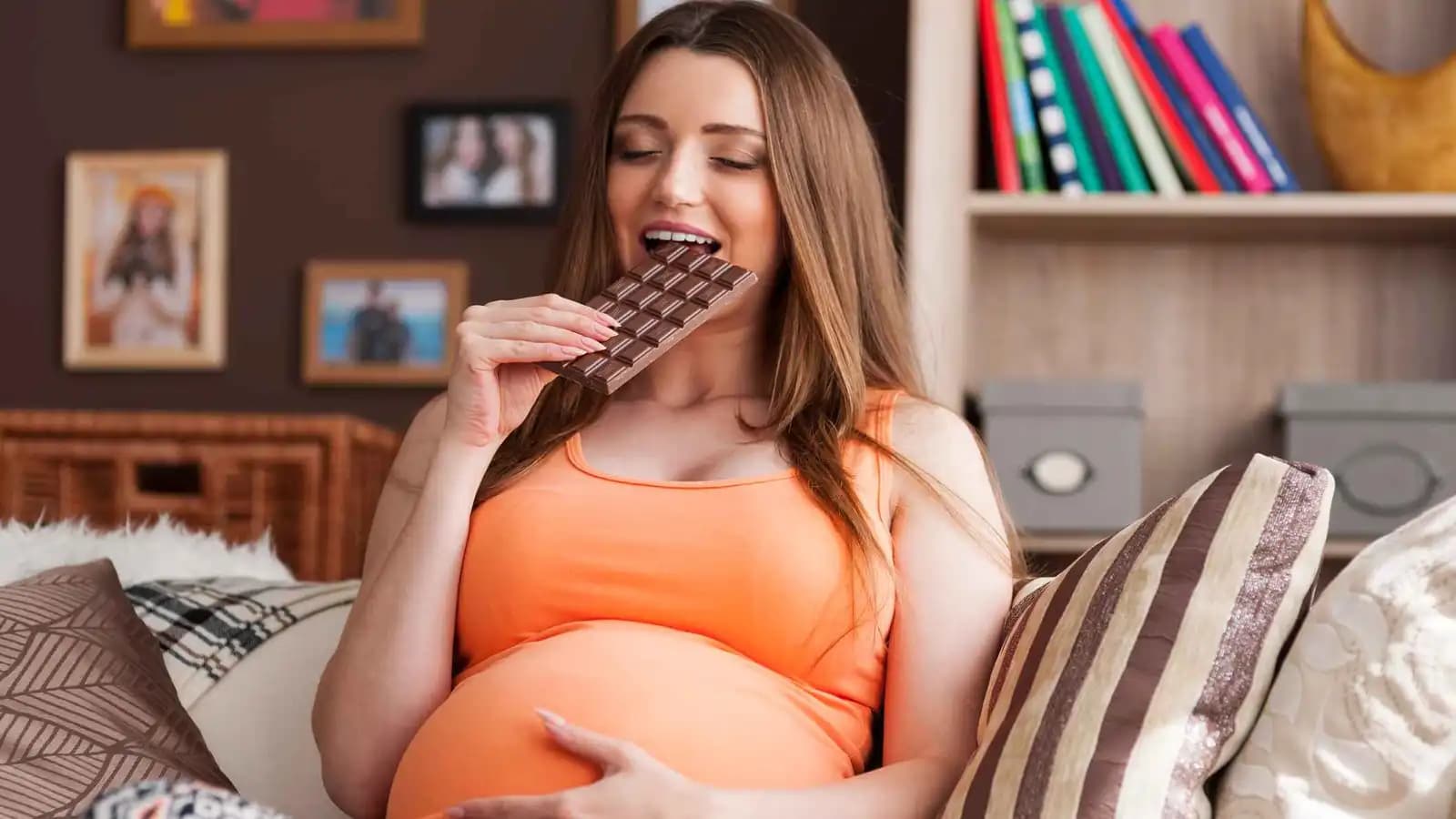 دراسة: تقليل السكر أثناء الحمل يحمي الأطفال من القلق والاكتئاب