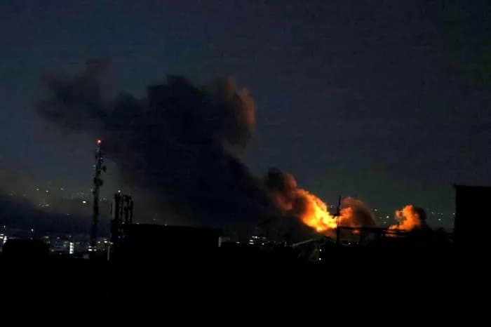 وكالة الأنباء الإيرانية: سماع دوي انفجارات في جزيرة قشم ومدينة بندر عباس جنوبي إيران